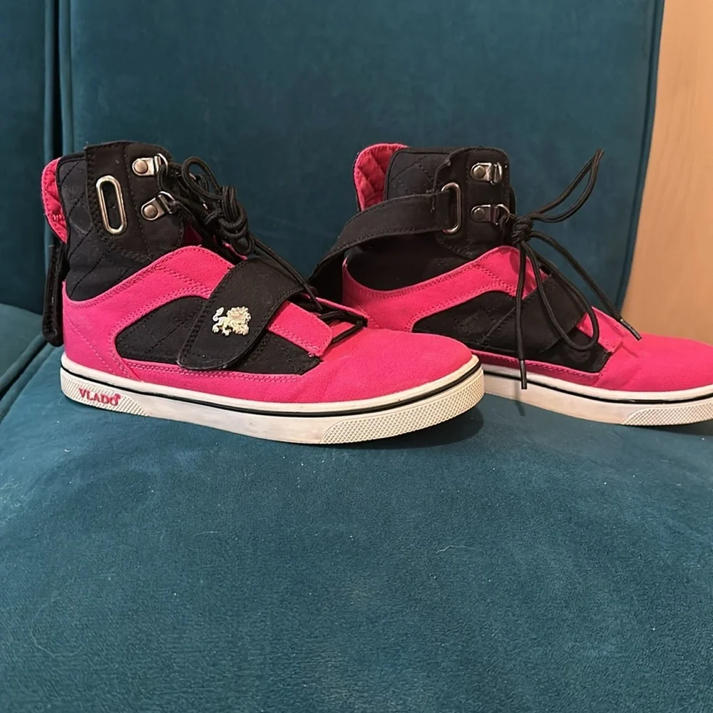 Pink high top sneakers - Picture 2 of 4